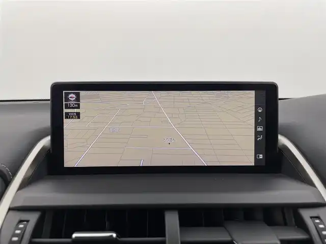 レクサス ＮＸ 300 バージョンL 群馬県 2018(平30)年 8万km ソニッククォーツ パノラミックビューモニター/ブラインドスポットモニター/リヤクロストラフィックアラート/＝＝＝＝＝/純正10.3インチナビ/・AM/FM/CD/DVD/SD/Bluetooth/フルセグTV/・AUX/USB/Miracast/Lexus Safety System＋/・プリクラッシュセーフティシステム(歩行者検知機能付衝突回避支援タイプ)/・レーンディパーチャーアラート(ステアリング制御機能付)/・アダプティブハイビームシステム/・レーダークルーズコントロール(全車速追従機能付)/三眼フルLEDヘッドランプ/本革シート/前席パワーシート/シートヒーター/シートベンチレーション/運転席ポジションメモリー/2列目左右シートヒーター/2列目電動格納シート/ステアリングヒーター/パワーバックドア/純正ビルトインETC2.0/ドライブレコーダー