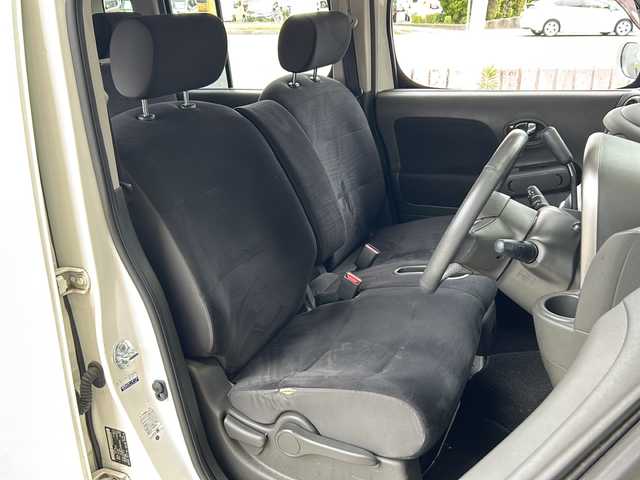 日産 キューブ 15X Vセレクション 静岡県 2016(平28)年 7.4万km ブリリアントホワイトパール 純正ナビ/・フルセグTV/・CD/Bluetooth/ラジオ/主要装備/・プッシュスタート/・スマートキー/・HIDヘッドライト/・アイドリングストップ