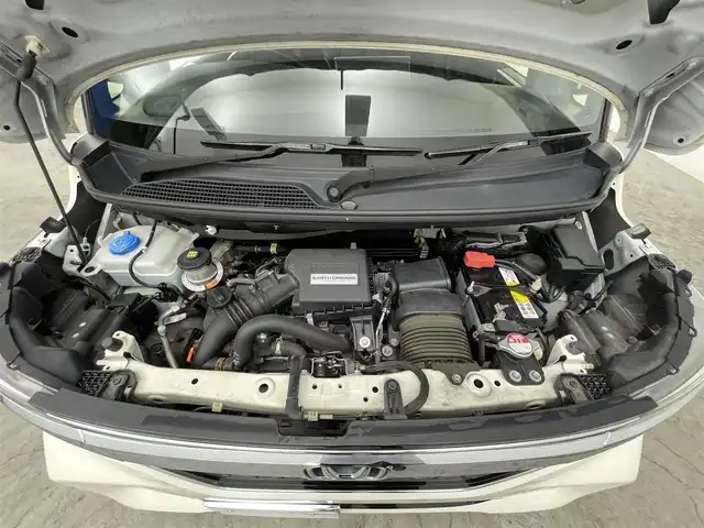 ホンダ Ｎ ＢＯＸ カスタム G L ターボ ホンダセンシング 大分県 2018(平30)年 10.8万km プレミアムホワイトパールⅡ ワンオーナー/ターボ車/ホンダセンシング搭載/・衝突軽減ブレーキ（CMBS）/・誤発進抑制機能/・後方誤発進抑制機能/・歩行者事故低減ステアリング/・路外逸脱抑制機能/・ACC（アダプティブクルーズコントロール）/・LKAS（車線維持支援システム）/・オートハイビーム/・先行車発進お知らせ機能/・標識認識機能/純正CDオーディオ　型式：WX-171CP/【ワンセグTV、HDMI、BT対応、USB】/ステアリングスイッチ/バックカメラ/両側電動スライドドア/ビルトインETC/社外ドライブレコーダー（前後）/ハーフレザーシート/パドルシフト/アイドリングストップ/横滑り防止装置/電動格納ミラー/純正フロアマット/オートライト/LEDヘッドライト/LEDフォグ/純正15インチアルミホイール/保証書、取説、スペアキー有り