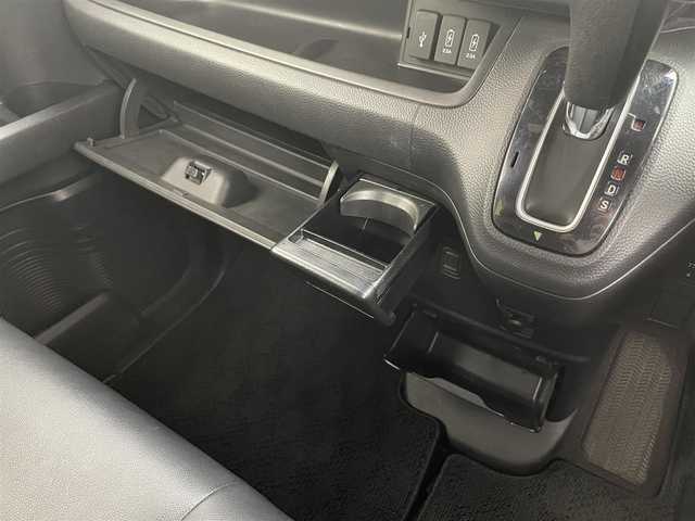 ホンダ Ｎ ＢＯＸ カスタム G L ターボ ホンダセンシング 千葉県 2018(平30)年 10.8万km プレミアムホワイトパールⅡ 【(株)IDOMが運営する【じしゃロン八千代店】の自社ローン対象車両になります。こちらは現金ご利用時の価格です。自社ローンご希望の方は別途その旨お申付け下さい。】/ワンオーナー/ターボ車/ホンダセンシング搭載/・衝突軽減ブレーキ（CMBS）/・誤発進抑制機能/・後方誤発進抑制機能/・歩行者事故低減ステアリング/・路外逸脱抑制機能/・ACC（アダプティブクルーズコントロール）/・LKAS（車線維持支援システム）/・オートハイビーム/・先行車発進お知らせ機能/・標識認識機能/純正CDオーディオ　型式：WX-171CP/【ワンセグTV、HDMI、BT対応、USB】/ステアリングスイッチ/バックカメラ/両側電動スライドドア/ビルトインETC/社外ドライブレコーダー（前後）/ハーフレザーシート/パドルシフト/アイドリングストップ/横滑り防止装置/電動格納ミラー/純正フロアマット/オートライト/LEDヘッドライト/LEDフォグ/純正15インチアルミホイール/保証書、取説、スペアキー有り