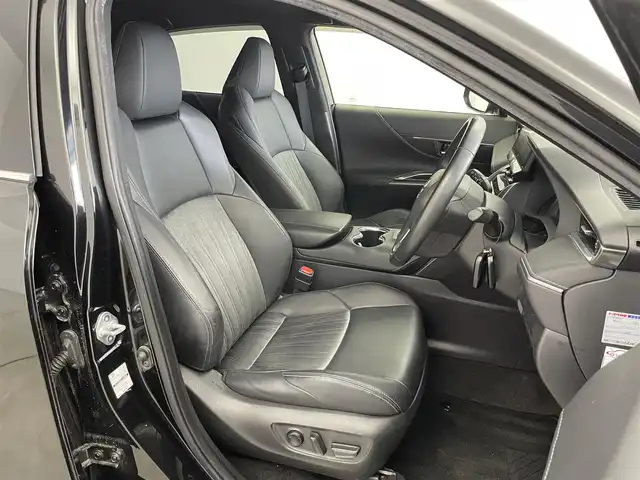 トヨタ ハリアー Z 埼玉県 2020(令2)年 5.2万km プレシャスブラックパール メーカーナビ　パノラミックビューモニター　ＢＳＭ　ＨＵＤ　ビルトインＥＴＣ２．０　ＪＢＬサウンド　セーフティセンス　レーダークルーズコントロール　前後ドラレコ　デジタルインナーミラー　純正アルミ　ＴＶ
