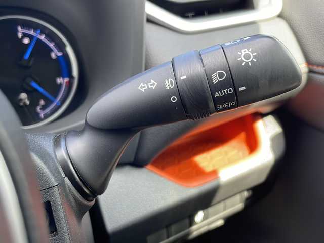 トヨタ ＲＡＶ４ ハイブリッド アドベンチャー 山口県 2022(令4)年 4.8万km アティチュードブラックマイカ TRDフロントエアロ/メーカーOPパノラマムーンルーフ/純正ディスプレイオーディオ/・AM/FM/Bluetooth/・DVDキット/バックカメラ/トヨタセーフティセンス/・プリクラッシュセーフティ/・レーントレーシングアシスト/・レーンディパーチャーアラート/・ブラインドスポットモニター/・アダプティブドライビングビーム/・レーダークルーズコントロール/・クリアランスソナー/ハンドルヒーター/D/N席シートヒーター/D/N席エアシート/前後ドライブレコーダー/ETC/メモリ機能付きパワーシート/純正LEDヘッドライト/純正19インチAW