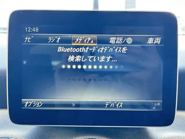 メルセデス・ベンツ ＧＬＡ１８０ 兵庫県 2017(平29)年 4.8万km カルサイトホワイト 純正ナビ/（DVD/CD/BT/SD/USB)/フルセグTV/バックカメラ/衝突軽減ブレーキ/レーダークルーズコントロール/前後コーナーセンサー/パドルシフト/レザーシート/シートヒーター/LEDヘッドライト/電動パーキングブレーキ/スマートキー/スペアキー/電動格納ミラー/純正フロアマット/純正アルミ18インチ/取扱説明書・保証書