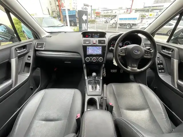 スバル フォレスター 2．0i－S アイサイト 兵庫県 2015(平27)年 10万km クリスタルブラックシリカ (株)IDOMが運営する【じしゃロン西宮店】の自社ローン専用車両になります。こちらは現金またはオートローンご利用時の価格です。自社ローンご希望の方は別途その旨お申付け下さい/＊ETC/＊バックカメラ/＊パワステ/＊パワーウィンドウ/＊クルーズコントロールあり/＊USBあり/＊フルセグ/＊ドラレコあり/＊パワーシート/＊横滑り防止装置/＊レーンキープアシスト/＊オートライト/＊衝突被害軽減システム