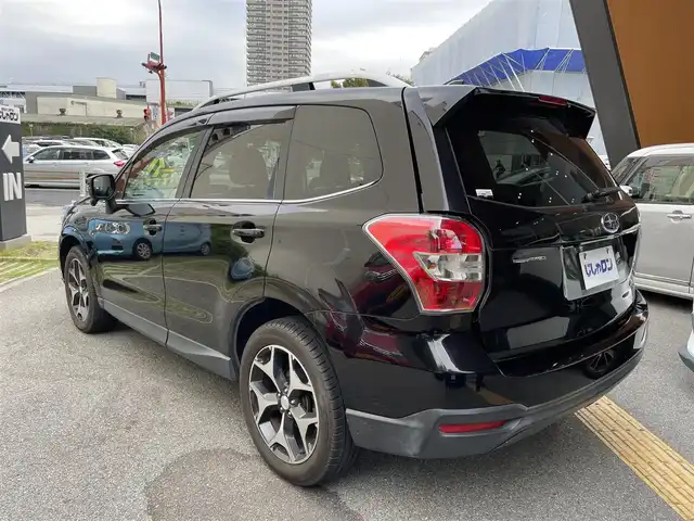 スバル フォレスター 2．0i－S アイサイト 兵庫県 2015(平27)年 10万km クリスタルブラックシリカ (株)IDOMが運営する【じしゃロン西宮店】の自社ローン専用車両になります。こちらは現金またはオートローンご利用時の価格です。自社ローンご希望の方は別途その旨お申付け下さい/＊ETC/＊バックカメラ/＊パワステ/＊パワーウィンドウ/＊クルーズコントロールあり/＊USBあり/＊フルセグ/＊ドラレコあり/＊パワーシート/＊横滑り防止装置/＊レーンキープアシスト/＊オートライト/＊衝突被害軽減システム