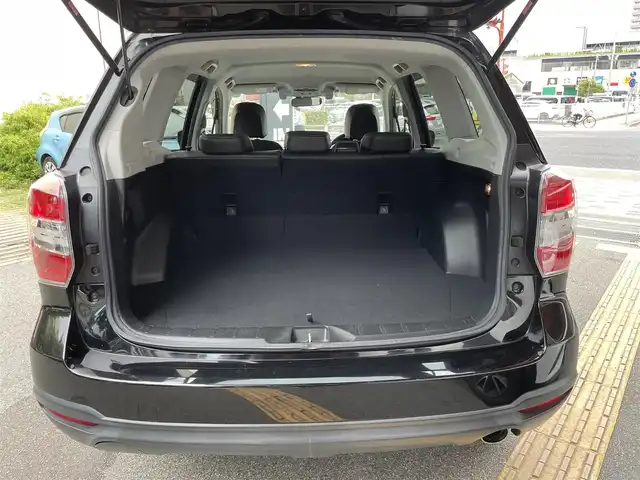 スバル フォレスター 2．0i－S アイサイト 兵庫県 2015(平27)年 10万km クリスタルブラックシリカ (株)IDOMが運営する【じしゃロン西宮店】の自社ローン専用車両になります。こちらは現金またはオートローンご利用時の価格です。自社ローンご希望の方は別途その旨お申付け下さい/＊ETC/＊バックカメラ/＊パワステ/＊パワーウィンドウ/＊クルーズコントロールあり/＊USBあり/＊フルセグ/＊ドラレコあり/＊パワーシート/＊横滑り防止装置/＊レーンキープアシスト/＊オートライト/＊衝突被害軽減システム