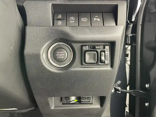 スズキ ジムニー XC 愛知県 2025(令7)年 0.1万km ブルーイッシュブラックパール3 社外ナビ　バックカメラ　寒冷地仕様　禁煙車　Ｂｌｕｅｔｏｏｔｈ　ＤＶＤ再生　ＥＴＣ　前後ドラレコ　シートヒーター　衝突軽減　ＬＥＤオートライト　純正アルミ　フォグ　クルコン　ターボ搭載車　スマートキー