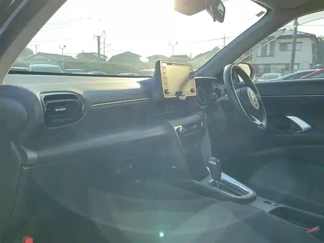 トヨタ ヤリスクロス ハイブリッド G 宮崎県 2020(令2)年 7万km ブラックマイカ 純正ナビ/(AM.FM.Bluetooth.USB)/アラウンドビューカメラ/モデリスタエアロ/ETC/クルーズコントロール/オートライト/オートマチックハイビーム/オートエアコン/横滑り防止機能/レーンキープアシスト/衝突軽減ブレーキ/電格ミラー/スマートキー/スペアキー