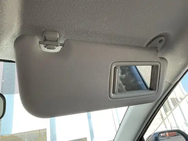 トヨタ ヤリスクロス ハイブリッド G 宮崎県 2020(令2)年 7万km ブラックマイカ 純正ナビ/(AM.FM.Bluetooth.USB)/アラウンドビューカメラ/モデリスタエアロ/ETC/クルーズコントロール/オートライト/オートマチックハイビーム/オートエアコン/横滑り防止機能/レーンキープアシスト/衝突軽減ブレーキ/電格ミラー/スマートキー/スペアキー