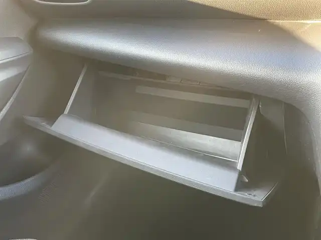 トヨタ ヤリスクロス ハイブリッド G 宮崎県 2020(令2)年 7万km ブラックマイカ 純正ナビ/(AM.FM.Bluetooth.USB)/アラウンドビューカメラ/モデリスタエアロ/ETC/クルーズコントロール/オートライト/オートマチックハイビーム/オートエアコン/横滑り防止機能/レーンキープアシスト/衝突軽減ブレーキ/電格ミラー/スマートキー/スペアキー