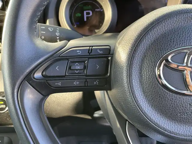 トヨタ ヤリスクロス ハイブリッド G 宮崎県 2020(令2)年 7万km ブラックマイカ 純正ナビ/(AM.FM.Bluetooth.USB)/アラウンドビューカメラ/モデリスタエアロ/ETC/クルーズコントロール/オートライト/オートマチックハイビーム/オートエアコン/横滑り防止機能/レーンキープアシスト/衝突軽減ブレーキ/電格ミラー/スマートキー/スペアキー