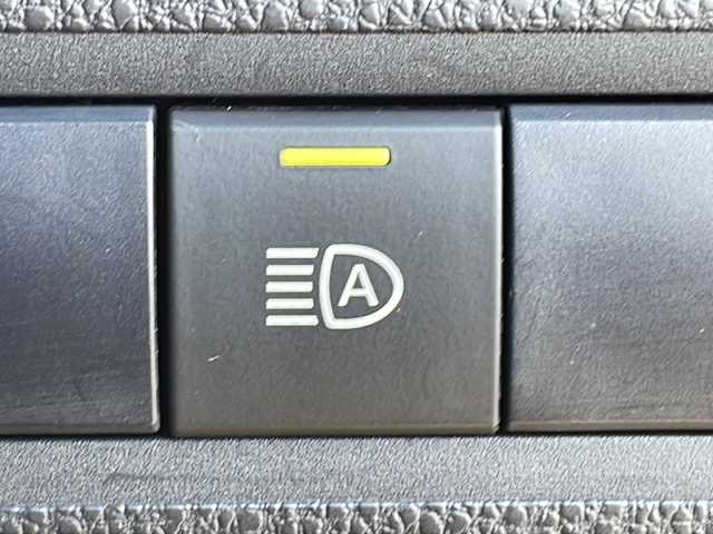 トヨタ アクア Z 茨城県 2021(令3)年 3.6万km ブラスゴールドメタリック 純正SDナビ(バックカメラ/Bluetooth)/コーナーセンサー/レーンキープアシスト/LEDオートライト/オートマチックハイビーム/サイドエアバッグ/スマートキー/冷房AAC/クルーズコントロール/USB入力端子/純正フロアマット/ハーフレザーシート/パワーシート/15インチ純正アルミホイール