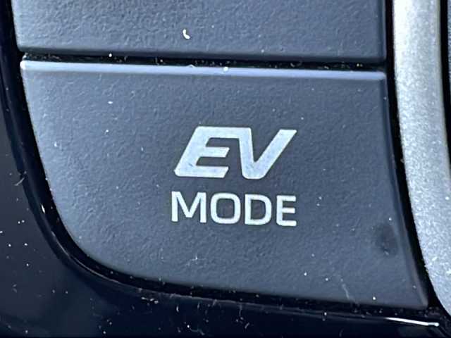 トヨタ アクア Z 茨城県 2021(令3)年 3.6万km ブラスゴールドメタリック 純正SDナビ(バックカメラ/Bluetooth)/コーナーセンサー/レーンキープアシスト/LEDオートライト/オートマチックハイビーム/サイドエアバッグ/スマートキー/冷房AAC/クルーズコントロール/USB入力端子/純正フロアマット/ハーフレザーシート/パワーシート/15インチ純正アルミホイール