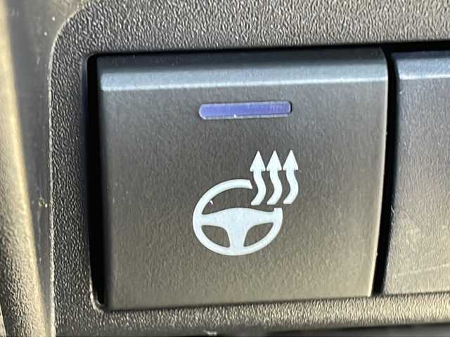 トヨタ アクア Z 茨城県 2021(令3)年 3.6万km ブラスゴールドメタリック 純正SDナビ(バックカメラ/Bluetooth)/コーナーセンサー/レーンキープアシスト/LEDオートライト/オートマチックハイビーム/サイドエアバッグ/スマートキー/冷房AAC/クルーズコントロール/USB入力端子/純正フロアマット/ハーフレザーシート/パワーシート/15インチ純正アルミホイール