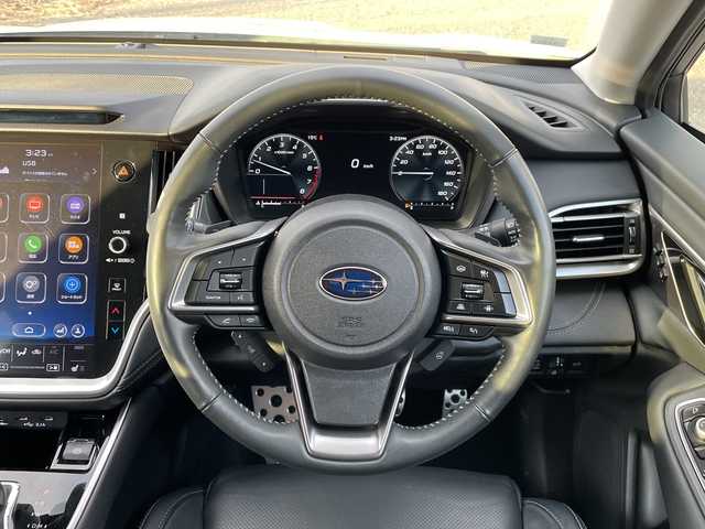 スバル アウトバック リミテッドEX 新潟県 2022(令4)年 4.5万km クリスタルホワイトP 4WD/純正メモリナビ/BT/USB/AUX/フルセグテレビ/フロント/サイド/バックカメラ/ETC/衝突被害軽減ブレーキ/レーンキープアシスト/レーダークルーズコントロール/革シート/パワーシート/シートヒーター/ステアリングヒーター/ステアリングスイッチ/パドルシフト/パワーバックドア/コーナーセンサー/スマートキー/プッシュスタート/LEDヘッドライト/オートライト/フォグランプ/純正18インチアルミホイール