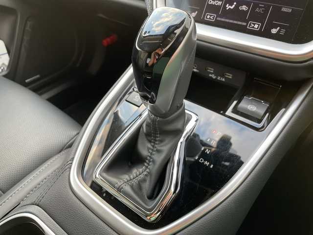 スバル アウトバック リミテッドEX 新潟県 2022(令4)年 4.5万km クリスタルホワイトP 4WD/純正メモリナビ/BT/USB/AUX/フルセグテレビ/フロント/サイド/バックカメラ/ETC/衝突被害軽減ブレーキ/レーンキープアシスト/レーダークルーズコントロール/革シート/パワーシート/シートヒーター/ステアリングヒーター/ステアリングスイッチ/パドルシフト/パワーバックドア/コーナーセンサー/スマートキー/プッシュスタート/LEDヘッドライト/オートライト/フォグランプ/純正18インチアルミホイール