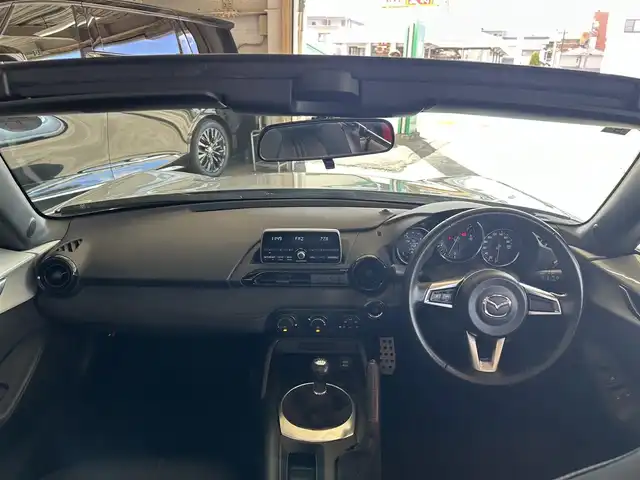 マツダ ロードスター S 愛知県 2015(平27)年 3.4万km セラミックM 純正オーディオ/ AM/FM/CD/USB/AUX/社外前方ドライブレコーダー/ETC/LEDヘッドライト/横滑り防止装置/純正フロアマット/純正16インチアルミホイール/スマートキー2個/エンジンPUSHスタート/取扱説明書/新車時保証書