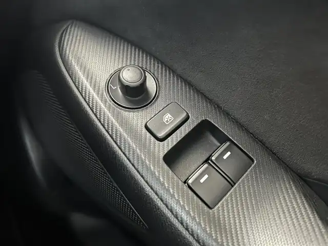 マツダ ロードスター S 愛知県 2015(平27)年 3.4万km セラミックM 純正オーディオ/ AM/FM/CD/USB/AUX/社外前方ドライブレコーダー/ETC/LEDヘッドライト/横滑り防止装置/純正フロアマット/純正16インチアルミホイール/スマートキー2個/エンジンPUSHスタート/取扱説明書/新車時保証書