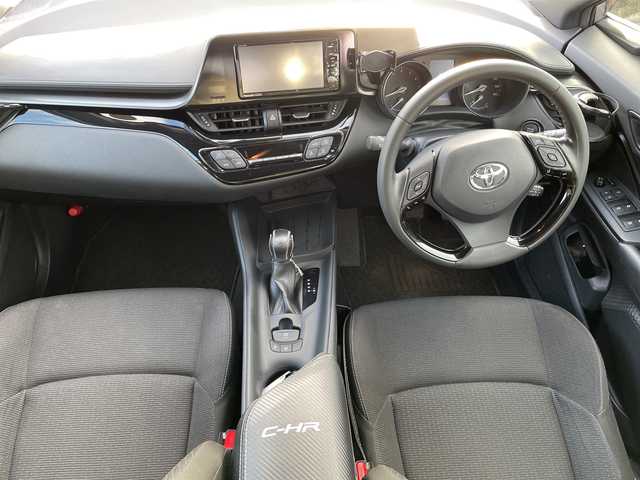 トヨタ Ｃ－ＨＲ S－T LEDパッケージ 道央・札幌 2018(平30)年 7.4万km メタルストリームM ・４WD/寒冷地仕様/・トヨタセーフティセンス/・プリクラッシュセーフティ/・レーダークルーズコントロール/・社外SDナビ/・DVD.CD.SD.BT.フルセグ/・バックカメラ/・純正エンジンスターター/・ミラーヒーター/・ビルトインETC/・スマートキー