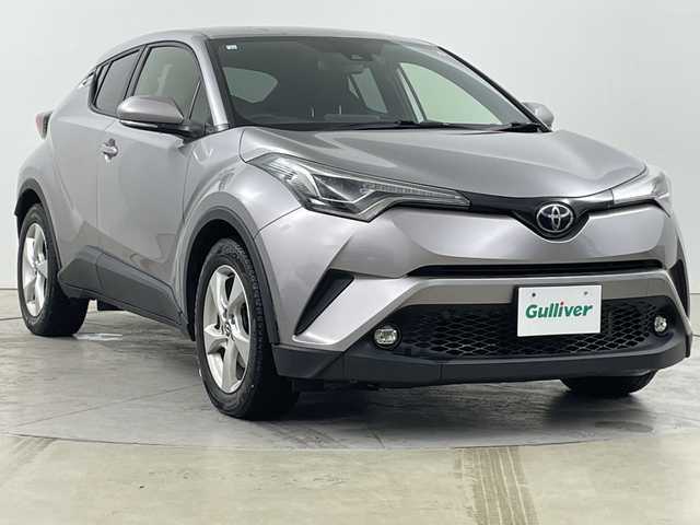 トヨタ Ｃ－ＨＲ S－T LEDパッケージ 道央・札幌 2018(平30)年 7.4万km メタルストリームM ・４WD/寒冷地仕様/・トヨタセーフティセンス/・プリクラッシュセーフティ/・レーダークルーズコントロール/・社外SDナビ/・DVD.CD.SD.BT.フルセグ/・バックカメラ/・純正エンジンスターター/・ミラーヒーター/・ビルトインETC/・スマートキー