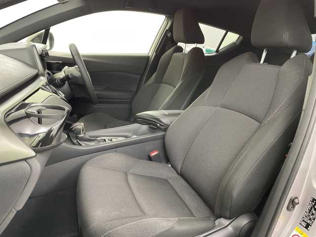 トヨタ Ｃ－ＨＲ S－T LEDパッケージ 道央・札幌 2018(平30)年 7.4万km メタルストリームM ・４WD/寒冷地仕様/・トヨタセーフティセンス/・プリクラッシュセーフティ/・レーダークルーズコントロール/・社外SDナビ/・DVD.CD.SD.BT.フルセグ/・バックカメラ/・純正エンジンスターター/・ミラーヒーター/・ビルトインETC/・スマートキー