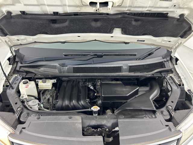 日産 セレナ HWS S HV Vセレ +SeftyⅡ 愛知県 2016(平28)年 4.2万km ブリリアントホワイトパール 純正ナビ/【ラジオ・CD・DVD・SD・BT・TV・iPod・ウォークマン・USB・AUX】/クルコン/ETC/全方位カメラ/前方ドラレコ/前後コーナーセンサー/スマートルームミラー/両側パワスラ/アイドリングストップ/ステリモ/後席AAC/オートライト/Fフォグ/LEDライト/純正フロアマット/純正アルミホイール