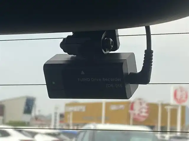 スズキ ワゴンＲ HYBRID FX 香川県 2018(平30)年 2.9万km ピュアホワイトP ナビ　ＴＶ　ＤＶＤ再生　Ｂｌｕｅｔｏｏｔｈ　全方位モニター　ドラレコ　ＥＴＣ