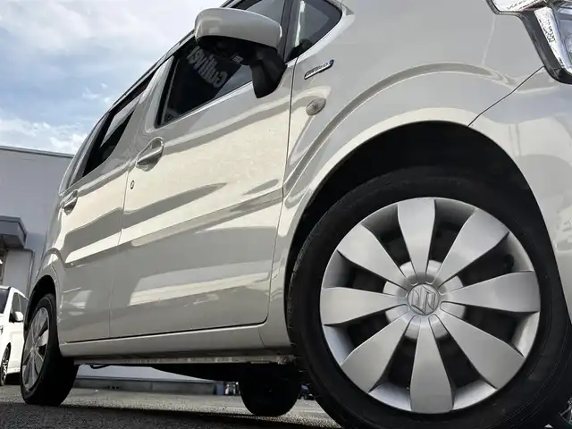 スズキ ワゴンＲ HYBRID FX 熊本県 2018(平30)年 2.9万km ピュアホワイトP 社外ナビ（CN-RE06WD）/【フルセグTV/Bluetooth/CD/DVD】/ドライブレコーダー前後/ETC/D席シートヒーター/アイドリングストップ/横滑り防止装置/フロアマット/保証書/取扱説明書/スペアキー