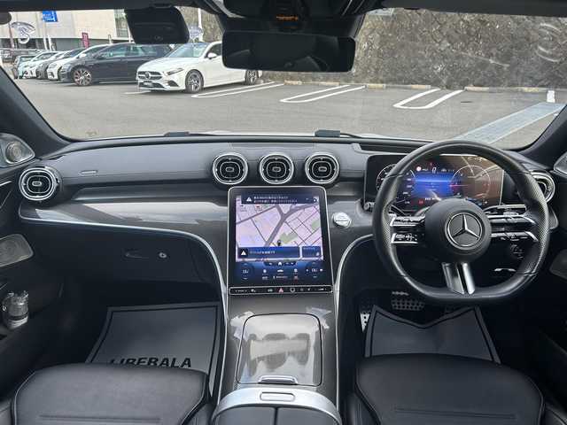 メルセデス・ベンツ Ｍ・ベンツ Ｃ２２０ｄ アバンギャルド　AMGライン 福島県 2022(令4)年 3.4万km パール 外装色：オパリスホワイト（885）/レーダーセーフティパッケージ/レザーエクスクルーシブパッケージ/・黒レザーシート/ベーシックパッケージ/・純正MBUXナビ/・ヘッドアップディスプレイ/パノラマサンルーフ/Burmesterサウンド/アクティブクルーズコントロール/ブラインドスポットモニター/レーンキープ/パワーシート/シートヒーター/360°カメラ/CarPlay/フルセグTV/ワイヤレス充電/デジタルライト/純正19インチAW/パワーバックドア/ドラレコ前後/アンビエントライト