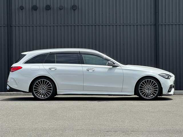 メルセデス・ベンツ Ｍ・ベンツ Ｃ２２０ｄ アバンギャルド　AMGライン 福島県 2022(令4)年 3.4万km パール 外装色：オパリスホワイト（885）/レーダーセーフティパッケージ/レザーエクスクルーシブパッケージ/・黒レザーシート/ベーシックパッケージ/・純正MBUXナビ/・ヘッドアップディスプレイ/パノラマサンルーフ/Burmesterサウンド/アクティブクルーズコントロール/ブラインドスポットモニター/レーンキープ/パワーシート/シートヒーター/360°カメラ/CarPlay/フルセグTV/ワイヤレス充電/デジタルライト/純正19インチAW/パワーバックドア/ドラレコ前後/アンビエントライト