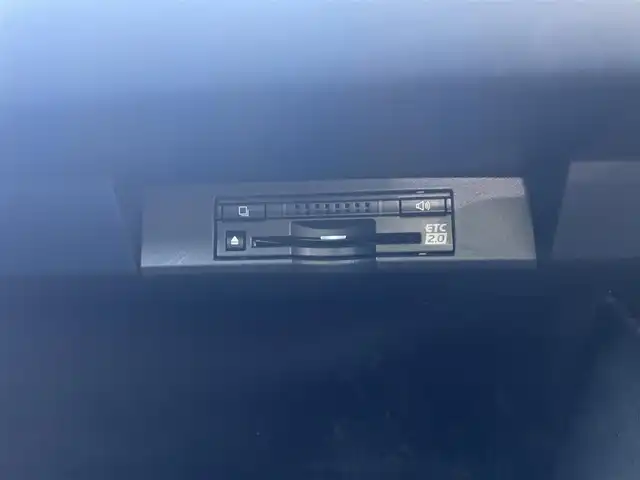 レクサス ＮＸ 300h Fスポーツ 青森県 2016(平28)年 10.2万km グラファイトブラックガラスフレーク 純正ナビ/地デジ/CD/DVD/BT/前席パワーシート/前席シートヒーター/前席エアシート/ETC2.0/前後ドライブレコーダー/サンルーフ/パノラミックビューモニター/バックカメラ/パドルシフト/LEDヘッドライト/18インチ純正AW/17インチ社外AW付スタッドレスタイヤ積込/パワーリヤゲート