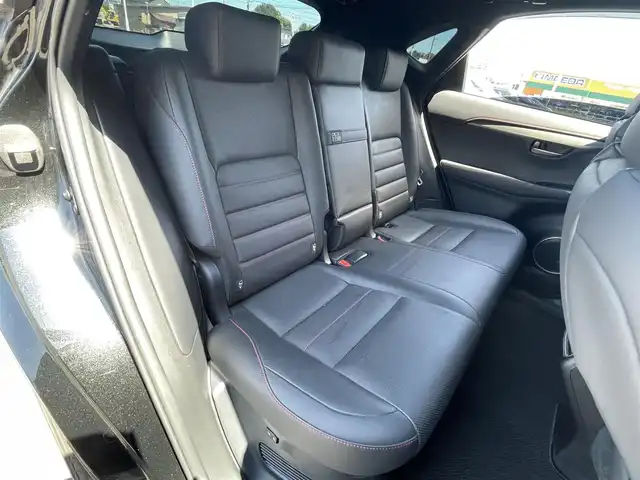 レクサス ＮＸ 300h Fスポーツ 青森県 2016(平28)年 10.2万km グラファイトブラックガラスフレーク 純正ナビ/地デジ/CD/DVD/BT/前席パワーシート/前席シートヒーター/前席エアシート/ETC2.0/前後ドライブレコーダー/サンルーフ/パノラミックビューモニター/バックカメラ/パドルシフト/LEDヘッドライト/18インチ純正AW/17インチ社外AW付スタッドレスタイヤ積込/パワーリヤゲート