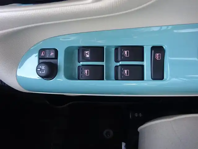 ダイハツ ムーヴ キャンバス G ホワイトアクセント リミテッド SAⅢ 静岡県 2019(令1)年 1万km ファインミントメタリック ワンオーナー/禁煙車/距離1万キロ/スマートアシストIII/・衝突回避支援ブレーキ機能　/・衝突警報機能（対車両/歩行者）/・車線逸脱警報機能　/・先行車発進お知らせ機能/・誤発進抑制制御機能（前方/後方）/・オートマチックハイビーム/純正ナビ：NSZN-W69D/(CD/DVD/BT/フルセグTV/AM/FM/Memory Music/ドライブレコーダー)/ナビ連携純正ドライブレコーダー/オート機能付き電動格納ミラー/LEDヘッドライト/純正フロアマット/両側パワースライドドア/パノラマモニター（全方位モニター）/保証書　取扱説明書　スペアキー