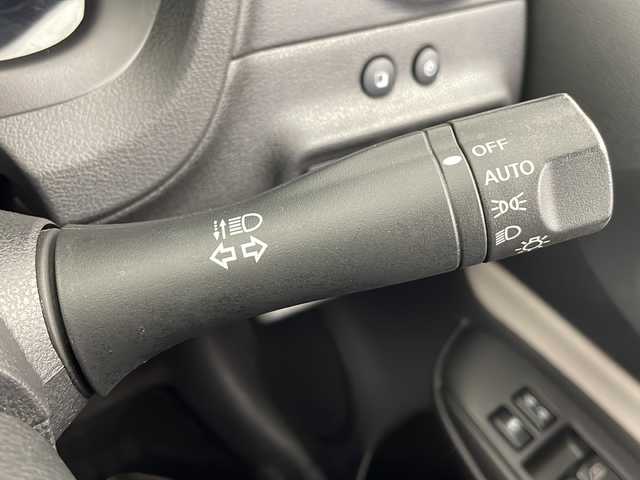 日産 ノート e－パワー X 栃木県 2016(平28)年 5万km プレミアムコロナオレンジ インテリジェント ルームミラー/インテリジェントアラウンドビューモニター/純正SDナビ(MM316D-W)/　Bluetooth/CD/DVD/フルセグ/iPod/SD/AM/FM/エマージェンシーブレーキ/・車線逸脱防止支援/・車線逸脱警報/・踏み間違い衝突防止アシスト/・ハイビームアシスト/ETC/前後ドライブレコーダー/LEDヘッドライト/ドアバイザー/スマートキー/社外フロアマット