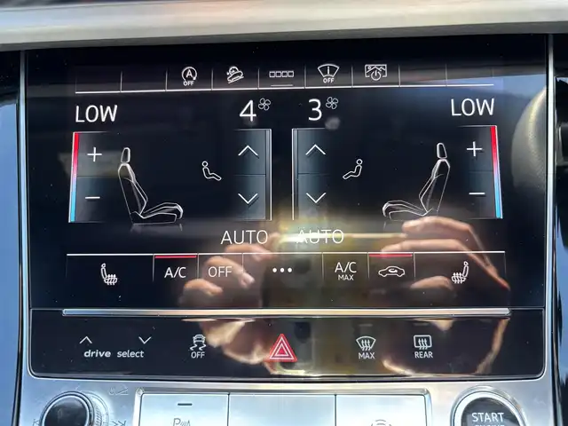 アウディ アウディ Ｑ７ 55TFSIクワトロ Sライン 福岡県 2022(令4)年 2.1万km 白 シートヒーター/エンジンスタートボタン/スマートキー/バックモニター/ETC/ドライブレコーダー/オートライト/オートマチックハイビーム