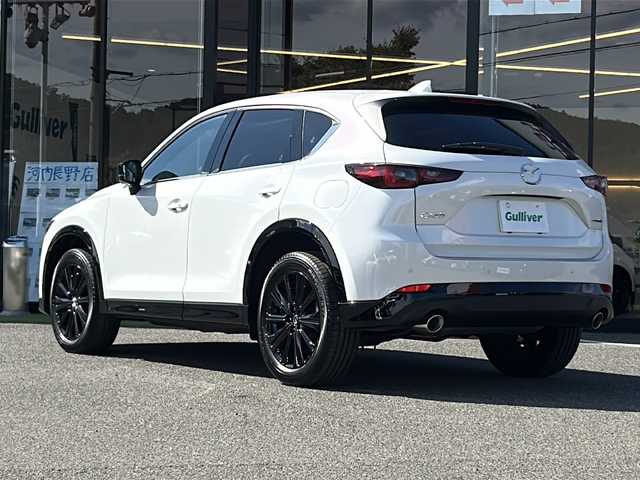 マツダ ＣＸ－５ XD スポーツアピアランス 大阪府 2024(令6)年 0.8万km ロジウムホワイトプレミアムメタリック 衝突軽減システム　ＢＯＳＥ　純正ナビ　全周囲カメラ　ＢＴ　フルセグＴＶ　レザーシート　全席シートヒーター　前席ベンチレーション　前席パワーシート　シートメモリ　オートホールド　レーダークルコン　ＥＴＣ　ステアリングヒーター　パワーバックドア　純正フロアマット　純正アルミホイール　BSM　アクティブ・ドライビング・ディスプレイ　オートライト　LEDヘッドライト　パドルシフト　前後コーナーセンサー　スマートキー　プッシュスタート　保証書　