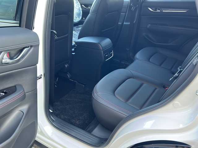 マツダ ＣＸ－５ XD スポーツアピアランス 大阪府 2024(令6)年 0.8万km ロジウムホワイトプレミアムメタリック 衝突軽減システム　ＢＯＳＥ　純正ナビ　全周囲カメラ　ＢＴ　フルセグＴＶ　レザーシート　全席シートヒーター　前席ベンチレーション　前席パワーシート　シートメモリ　オートホールド　レーダークルコン　ＥＴＣ　ステアリングヒーター　パワーバックドア　純正フロアマット　純正アルミホイール　BSM　アクティブ・ドライビング・ディスプレイ　オートライト　LEDヘッドライト　パドルシフト　前後コーナーセンサー　スマートキー　プッシュスタート　保証書　