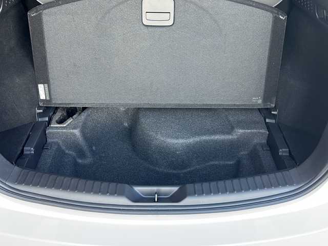 マツダ ＣＸ－５ XD スポーツアピアランス 大阪府 2024(令6)年 0.8万km ロジウムホワイトプレミアムメタリック 衝突軽減システム　ＢＯＳＥ　純正ナビ　全周囲カメラ　ＢＴ　フルセグＴＶ　レザーシート　全席シートヒーター　前席ベンチレーション　前席パワーシート　シートメモリ　オートホールド　レーダークルコン　ＥＴＣ　ステアリングヒーター　パワーバックドア　純正フロアマット　純正アルミホイール　BSM　アクティブ・ドライビング・ディスプレイ　オートライト　LEDヘッドライト　パドルシフト　前後コーナーセンサー　スマートキー　プッシュスタート　保証書　