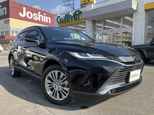 トヨタ ハリアー Z 滋賀県 2022(令4)年 1.2万km ブラック ワンオーナー/トヨタセーフティセンス/レーダークルーズコントロール/ブラインドスポットモニター/スペアタイヤ有り/12.3インチディスプレイオーディオプラス/　　　JBLプレミアムサウンドシステム/・Bluetooth、フルセグテレビ、HDMI端子/・AppleCayPlay/AndroidAuto/バックカメラ/ビルトインETC.20/デジタルインナーミラー/運転席パワーシート/パワーバックドア/LEDヘッドライト/LEDフォグランプ/純正19インチアルミホイール/3Dレザー調フロアマット/スペアキー有り/取扱説明書/保証書/