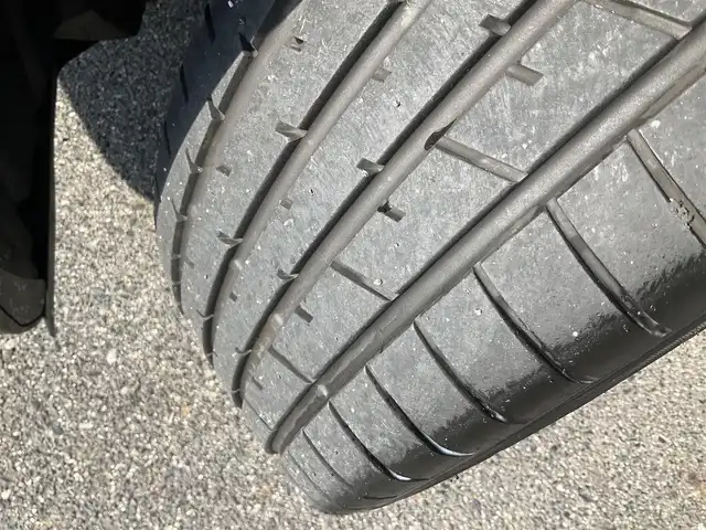 トヨタ ハリアー Z 滋賀県 2022(令4)年 1.2万km ブラック ワンオーナー/トヨタセーフティセンス/レーダークルーズコントロール/ブラインドスポットモニター/スペアタイヤ有り/12.3インチディスプレイオーディオプラス/　　　JBLプレミアムサウンドシステム/・Bluetooth、フルセグテレビ、HDMI端子/・AppleCayPlay/AndroidAuto/バックカメラ/ビルトインETC.20/デジタルインナーミラー/運転席パワーシート/パワーバックドア/LEDヘッドライト/LEDフォグランプ/純正19インチアルミホイール/3Dレザー調フロアマット/スペアキー有り/取扱説明書/保証書/