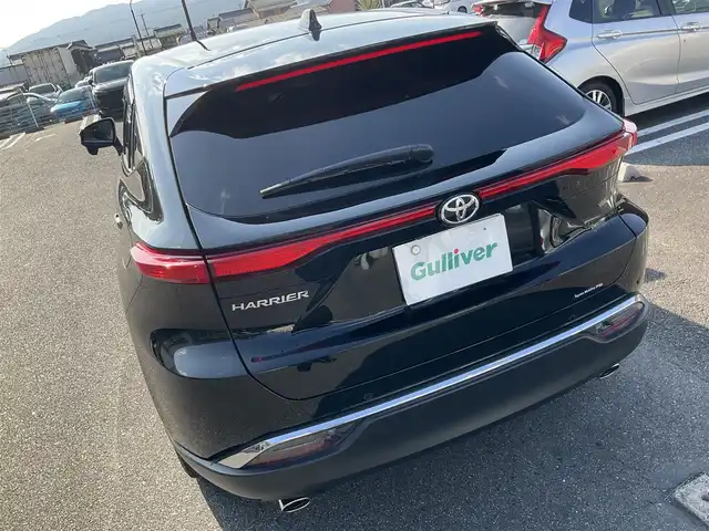 トヨタ ハリアー Z 滋賀県 2022(令4)年 1.2万km ブラック ワンオーナー/トヨタセーフティセンス/レーダークルーズコントロール/ブラインドスポットモニター/スペアタイヤ有り/12.3インチディスプレイオーディオプラス/　　　JBLプレミアムサウンドシステム/・Bluetooth、フルセグテレビ、HDMI端子/・AppleCayPlay/AndroidAuto/バックカメラ/ビルトインETC.20/デジタルインナーミラー/運転席パワーシート/パワーバックドア/LEDヘッドライト/LEDフォグランプ/純正19インチアルミホイール/3Dレザー調フロアマット/スペアキー有り/取扱説明書/保証書/