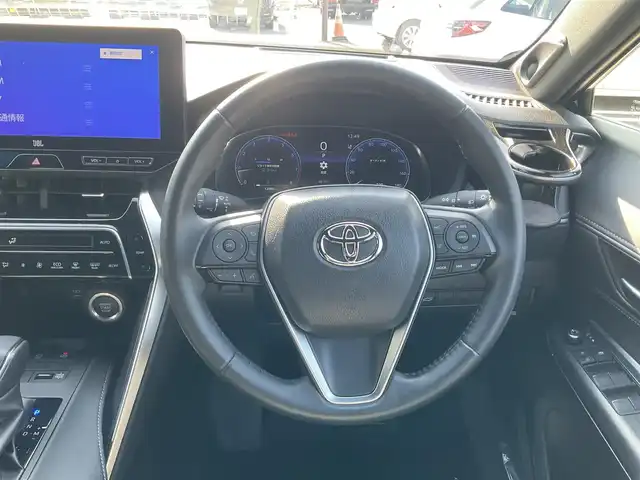 トヨタ ハリアー Z 滋賀県 2022(令4)年 1.2万km ブラック ワンオーナー/トヨタセーフティセンス/レーダークルーズコントロール/ブラインドスポットモニター/スペアタイヤ有り/12.3インチディスプレイオーディオプラス/　　　JBLプレミアムサウンドシステム/・Bluetooth、フルセグテレビ、HDMI端子/・AppleCayPlay/AndroidAuto/バックカメラ/ビルトインETC.20/デジタルインナーミラー/運転席パワーシート/パワーバックドア/LEDヘッドライト/LEDフォグランプ/純正19インチアルミホイール/3Dレザー調フロアマット/スペアキー有り/取扱説明書/保証書/