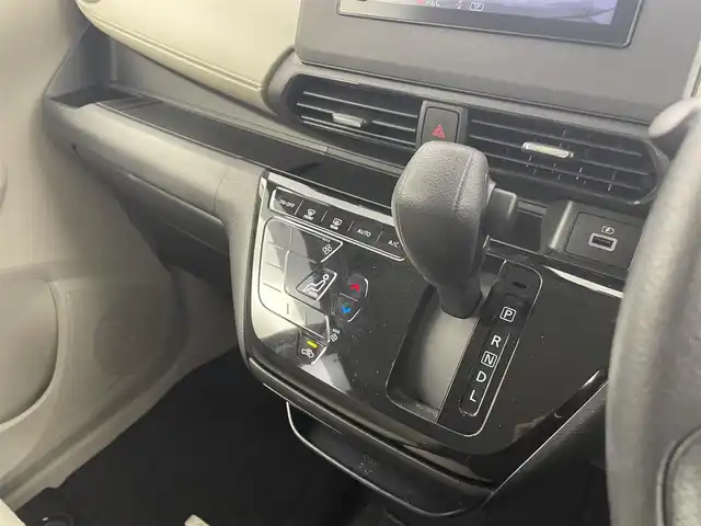 日産 デイズ X 熊本県 2021(令3)年 1.3万km 黒 純正ディスプレイオーディオ/BT/USB/AM/FM/バックカメラ/前後ドラレコ/エマージェンシーブレーキ/車線逸脱警報/コーナーセンサー/オートライト/・ハロゲンライト/・ヘッドライトレベライザー/純正ドアバイザー/純正フロアマット/プッシュスタート/・スマートキー/・スペアキー×１