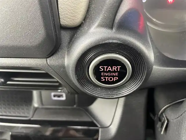 日産 デイズ X 熊本県 2021(令3)年 1.3万km 黒 純正ディスプレイオーディオ/BT/USB/AM/FM/バックカメラ/前後ドラレコ/エマージェンシーブレーキ/車線逸脱警報/コーナーセンサー/オートライト/・ハロゲンライト/・ヘッドライトレベライザー/純正ドアバイザー/純正フロアマット/プッシュスタート/・スマートキー/・スペアキー×１