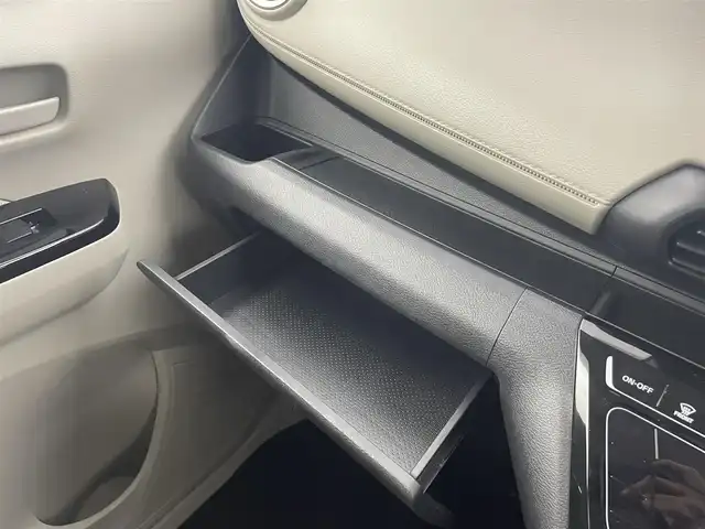 日産 デイズ X 熊本県 2021(令3)年 1.3万km 黒 純正ディスプレイオーディオ/BT/USB/AM/FM/バックカメラ/前後ドラレコ/エマージェンシーブレーキ/車線逸脱警報/コーナーセンサー/オートライト/・ハロゲンライト/・ヘッドライトレベライザー/純正ドアバイザー/純正フロアマット/プッシュスタート/・スマートキー/・スペアキー×１