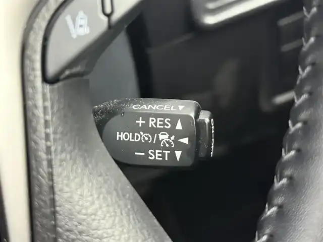 トヨタ ランドクルーザー プラド TX Lパッケージ マットブラED 愛知県 2023(令5)年 1.4万km ホワイトパールクリスタルシャイン アルパイン9インチナビ/フルセグTV/CD/DVD/Bluetooth接続/サンルーフ/シートヒーター/シートエアコン/ETC/電動パワーシート/バックカメラ/前後ドライブレコーダー/本革シート/HDMI/アダプティブクルーズコントロール/衝突被害軽減ブレーキ/レーンキープアシスト/オートマチックハイビーム/LEDヘッドライト/ヘッドライトウォッシャー/フォグライト/純正18インチアルミホイール/純正フロアマット/ルーフレール