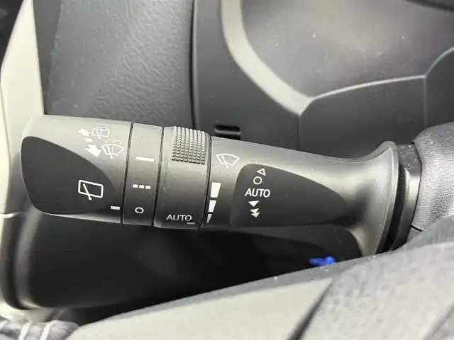 トヨタ ランドクルーザー プラド TX Lパッケージ マットブラED 愛知県 2023(令5)年 1.4万km ホワイトパールクリスタルシャイン アルパイン9インチナビ/フルセグTV/CD/DVD/Bluetooth接続/サンルーフ/シートヒーター/シートエアコン/ETC/電動パワーシート/バックカメラ/前後ドライブレコーダー/本革シート/HDMI/アダプティブクルーズコントロール/衝突被害軽減ブレーキ/レーンキープアシスト/オートマチックハイビーム/LEDヘッドライト/ヘッドライトウォッシャー/フォグライト/純正18インチアルミホイール/純正フロアマット/ルーフレール