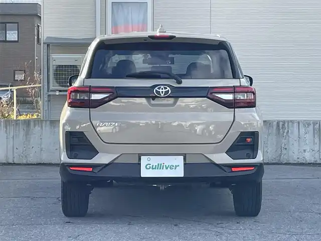 トヨタ ライズ Z 青森県 2023(令5)年 1.6万km ナチュラルベージュマイカM 4WD/寒冷地仕様/ワンオーナー/純正17AW積込（195/60/17）/純正フロアマット/社外ナビ/・AM/FM/CD/DVD/BT/コーナーセンサー/MTモード付AT/シートヒーター前席/トヨタセーフティセンス/・プリクラッシュセーフティ/・レーントレーシングアシスト/・レーダークルーズコントロール/・オートマチックハイビーム/アイドリングストップ/横滑り防止機能/車線逸脱警報/セキュリティアラーム/ETC/ドラレコ/スペアキー/純正スターター/保証書/取扱説明書/整備記録簿