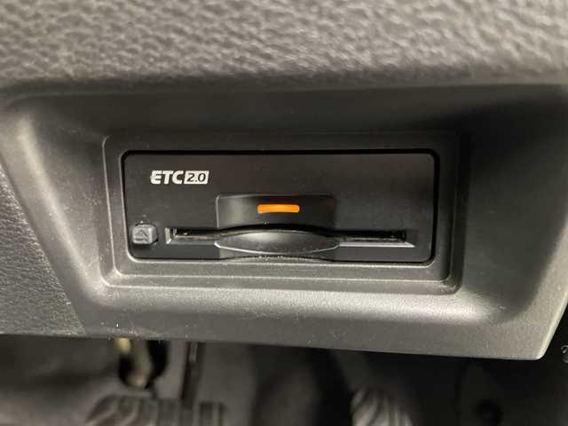 日産 セレナ ハイウェイスター V 群馬県 2023(令5)年 4.1万km プリズムホワイト 純正１２．３型ナビ　全周囲カメラ　デジタルインナーミラー　プロパイロット　ワイヤレス充電器　ＥＴＣ２．０　ＢＳＭ　パドルシフト　ＷＡＣ　両側電動スライドドア　ＬＥＤヘッドライト　ＬＥＤ　禁煙車