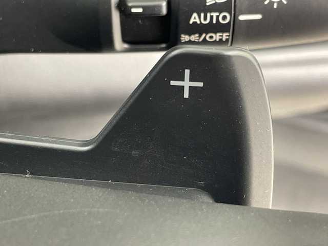 日産 セレナ ハイウェイスター V 群馬県 2023(令5)年 4.1万km プリズムホワイト 純正１２．３型ナビ　全周囲カメラ　デジタルインナーミラー　プロパイロット　ワイヤレス充電器　ＥＴＣ２．０　ＢＳＭ　パドルシフト　ＷＡＣ　両側電動スライドドア　ＬＥＤヘッドライト　ＬＥＤ　禁煙車